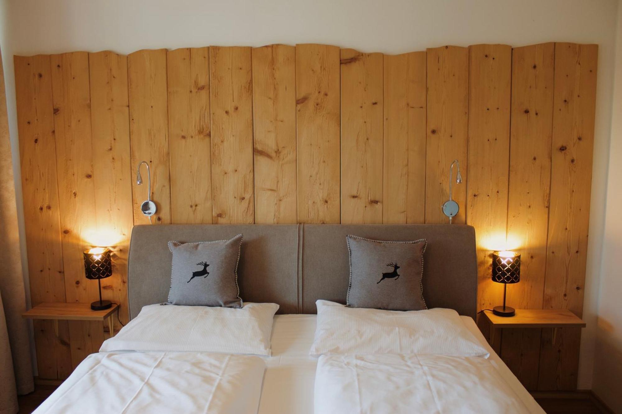 סיאון-זיברוק Hotel Garni - Chiemsee-Pension-Seebruck מראה חיצוני תמונה